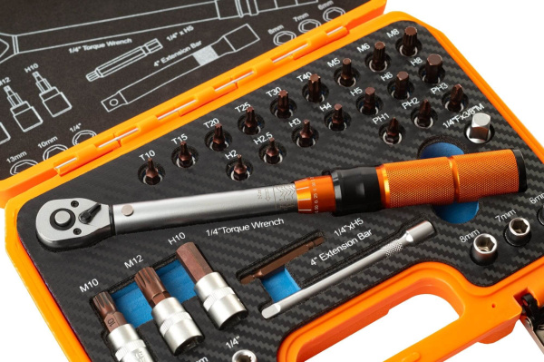 Набор торцевых головок и бит с динамометрическим ключом MAXPILER MTW-31-SET (31 шт, 1/4", 5-25 Нм)